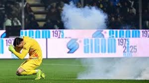 香港金牛连续2天击败CBA球队，将与上海争夺一个出线名额