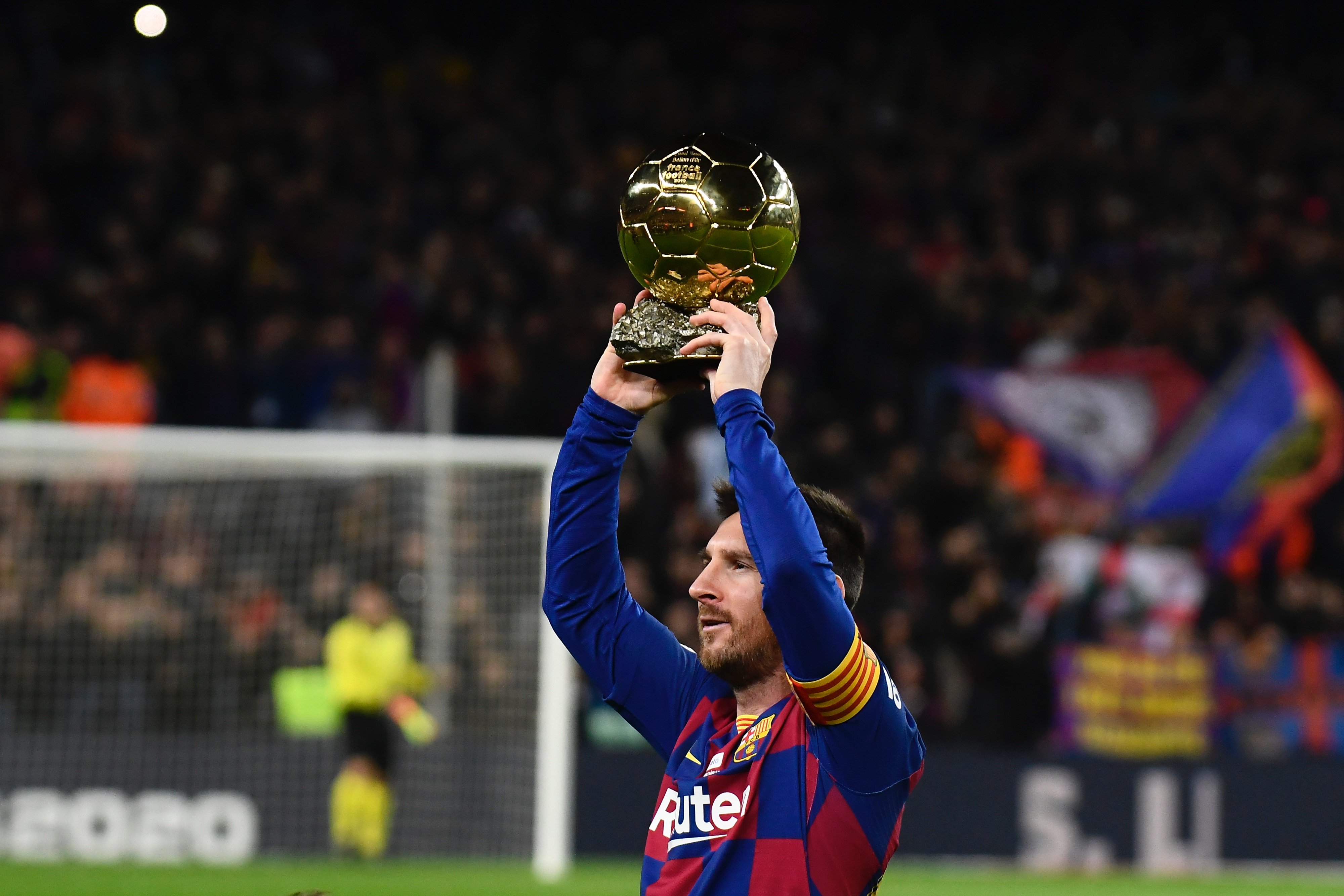 申京近两个 申京近两个